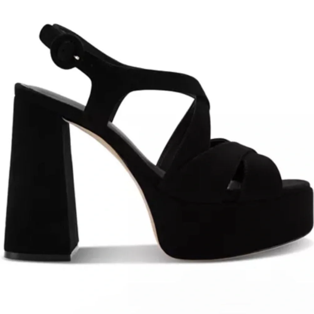 🌹LARROUDE🌹 Bee Platform Sandals Black Size: 8.5